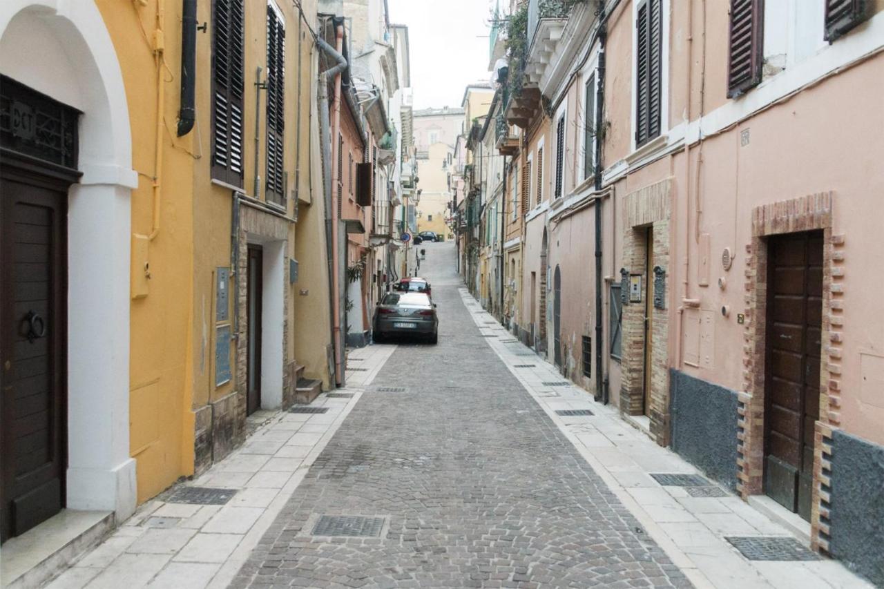 B&B Teate Chieti Bagian luar foto